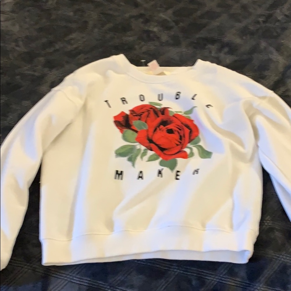 Forever 21 girls sweater
